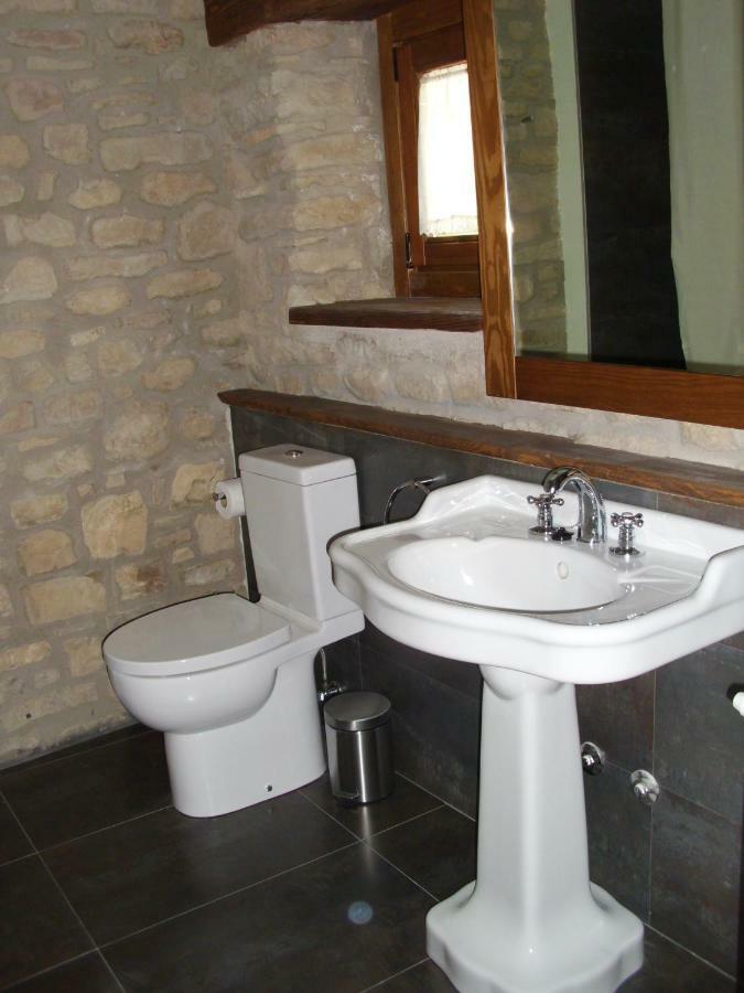 Casa Rural Fernandoegea Ayesa Exterior foto